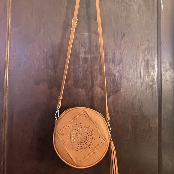 Like New Round Crossbody Bag - Picture 1 of 8
